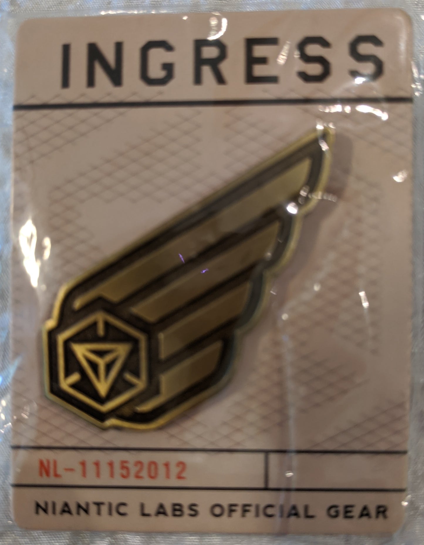 NL-1331X Gold Wing Pin