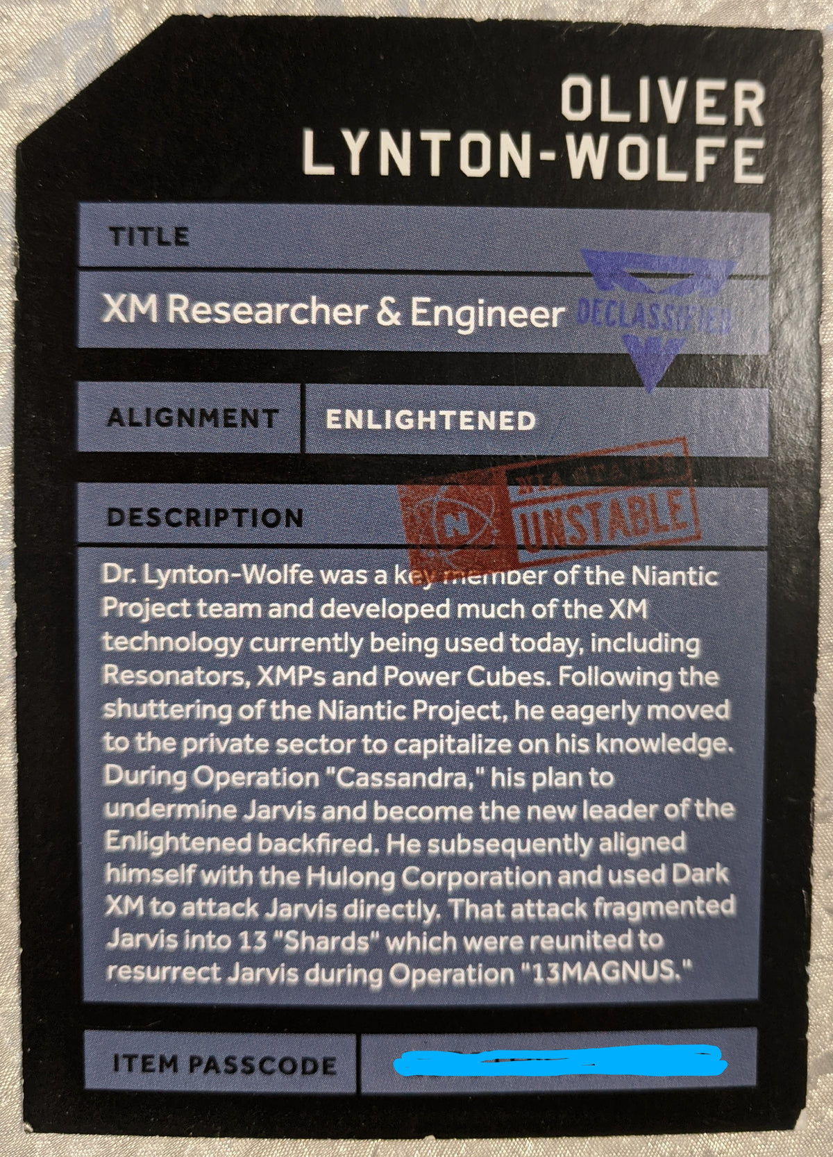 Oliver Lynton-Wolfe Card - includes passcode