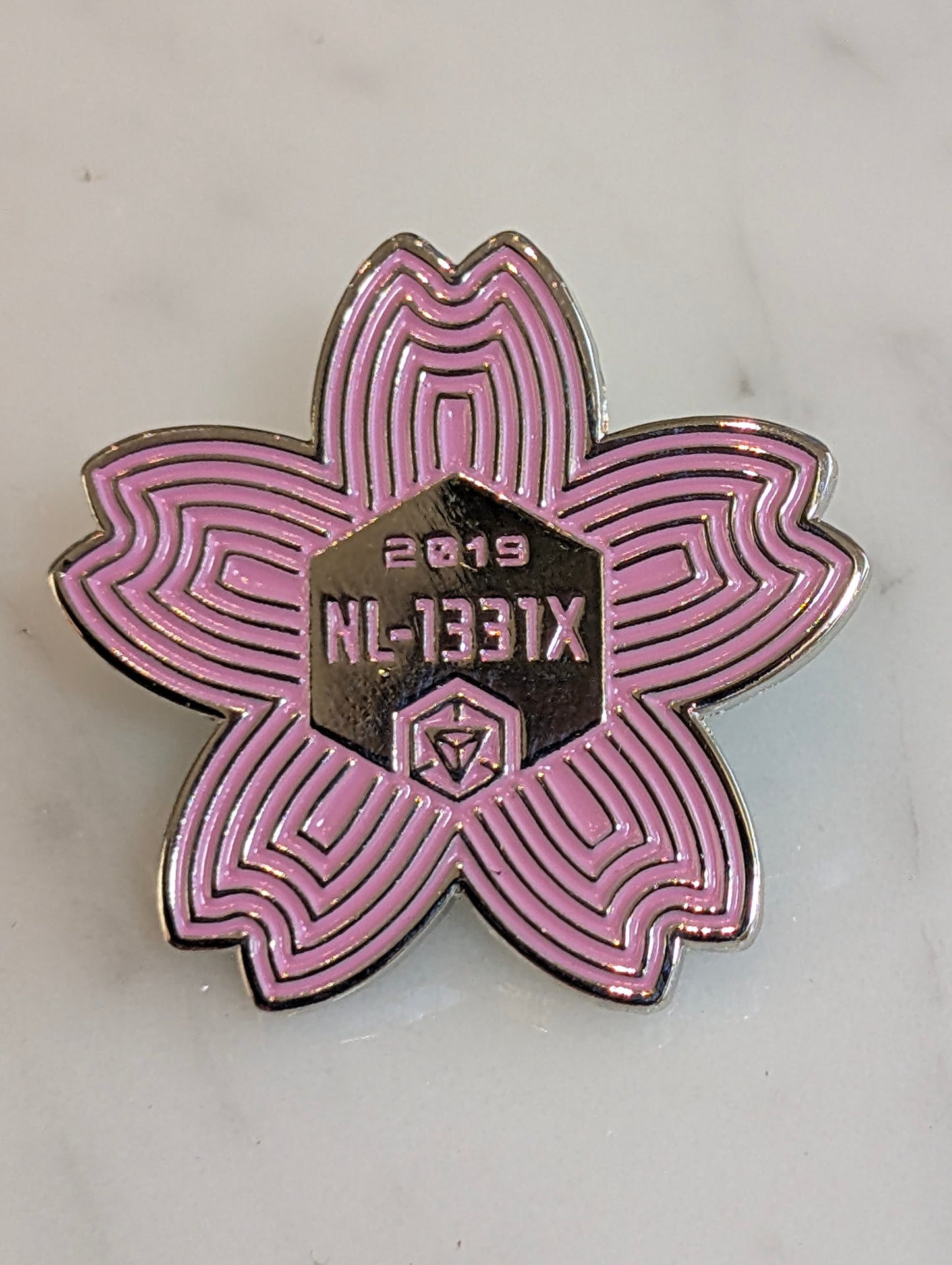 Nl1311X Limited Edition Japan Cherry Blossom Pin